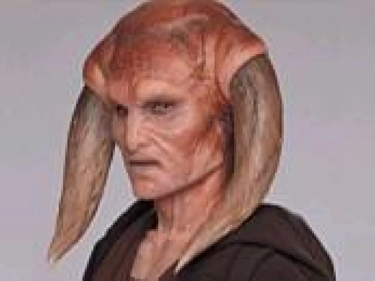 Saesee Tiin