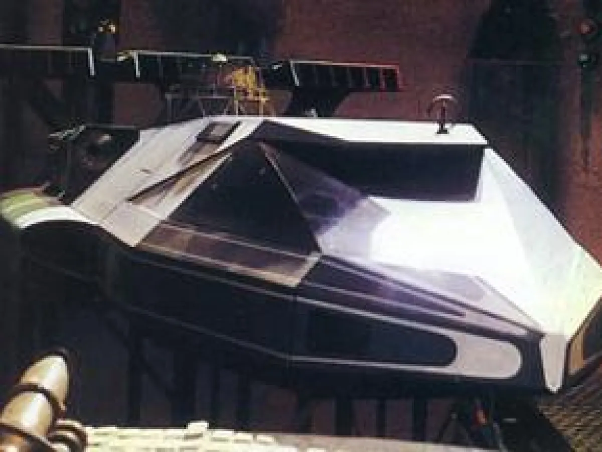 V-35 Courier
