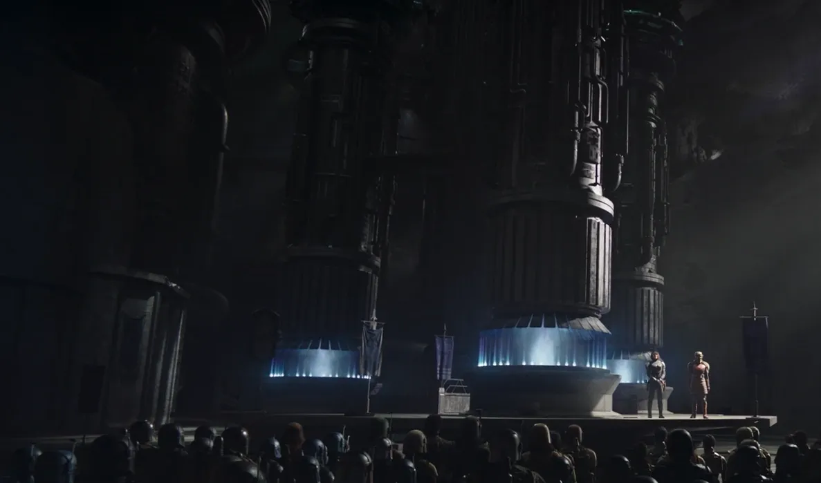 Bo-Katan et l'Armurier rallument la Grande Forge de Mandalore