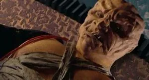 Maw ordonne à Kyle de le tuer pour sombrer dans le Côté Obscur