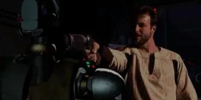 Kyle s'apprête à renverser la tête de 8t88
