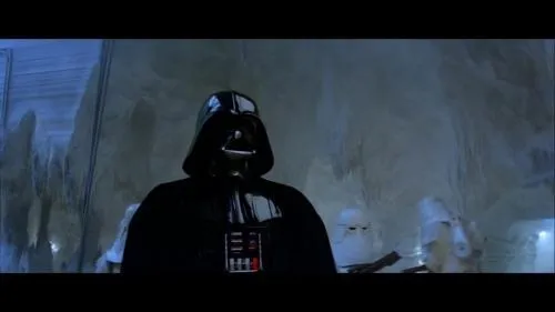 Vader, entouré de Snowtroopers, pénètre dans le Hangar Nord