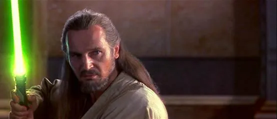 Sous la tutelle de Dooku, Qui-Gon est devenu un incroyable épéiste. 