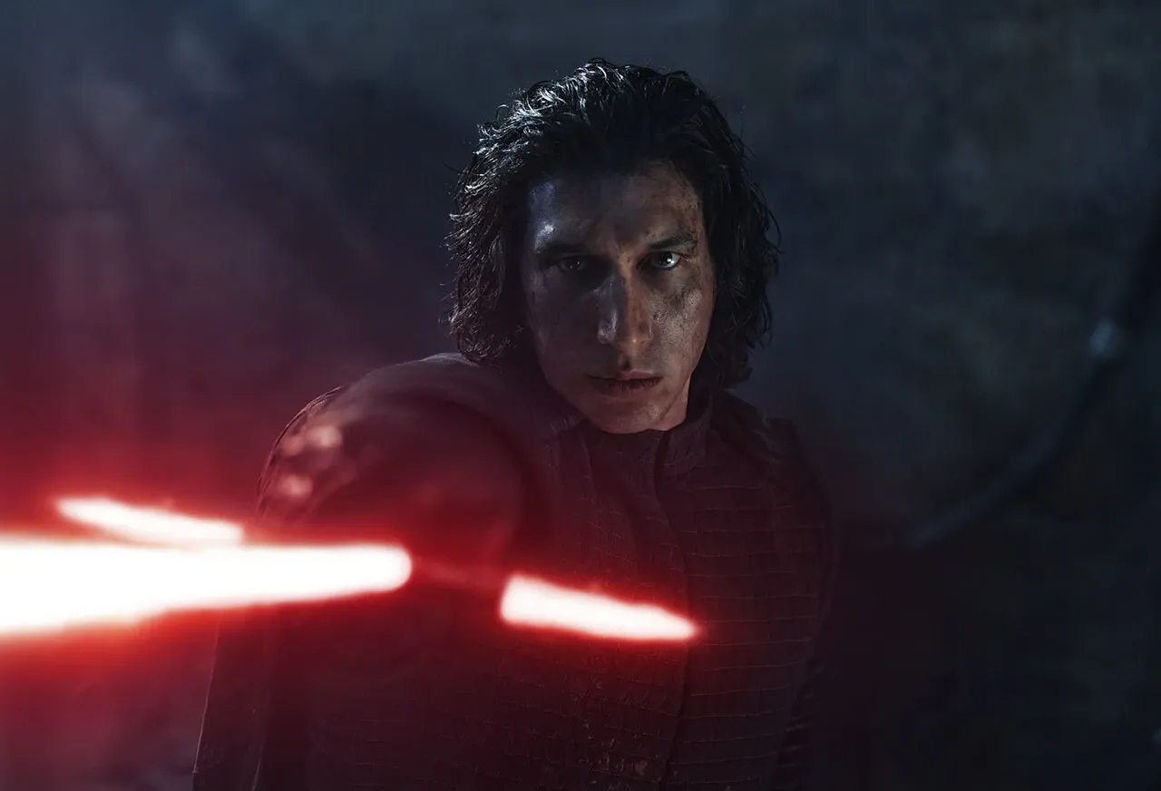 Kylo Ren se confronte à l'Empereur Sheev Palpatine