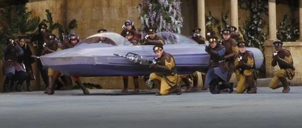 Un Speeder Gian lors de la Bataille de Naboo. 