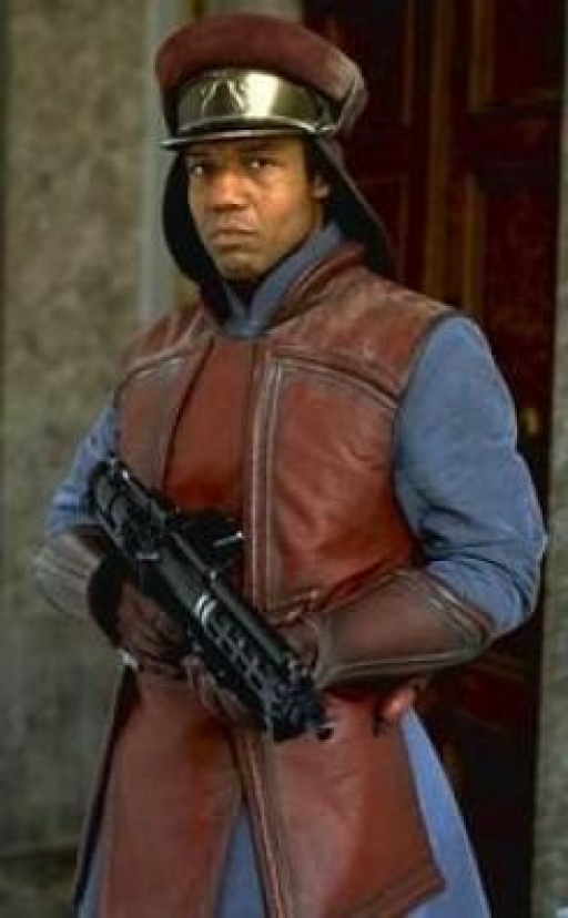 Le Capitaine Panaka.